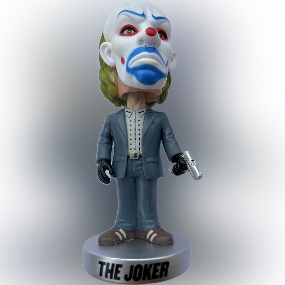 The JOKER Bank Robber Funko Wacky Wobbler The Dark Knight Trilogy-Released 2013